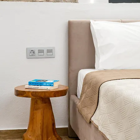 Apartment Theros Easy Living *