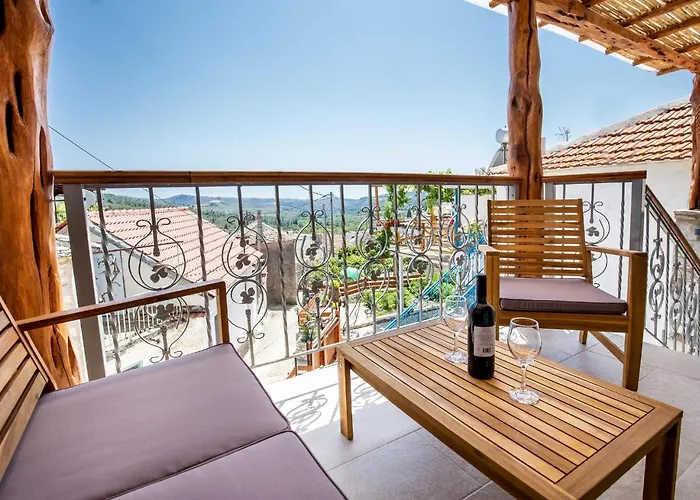 Theros Easy Living Apartamento